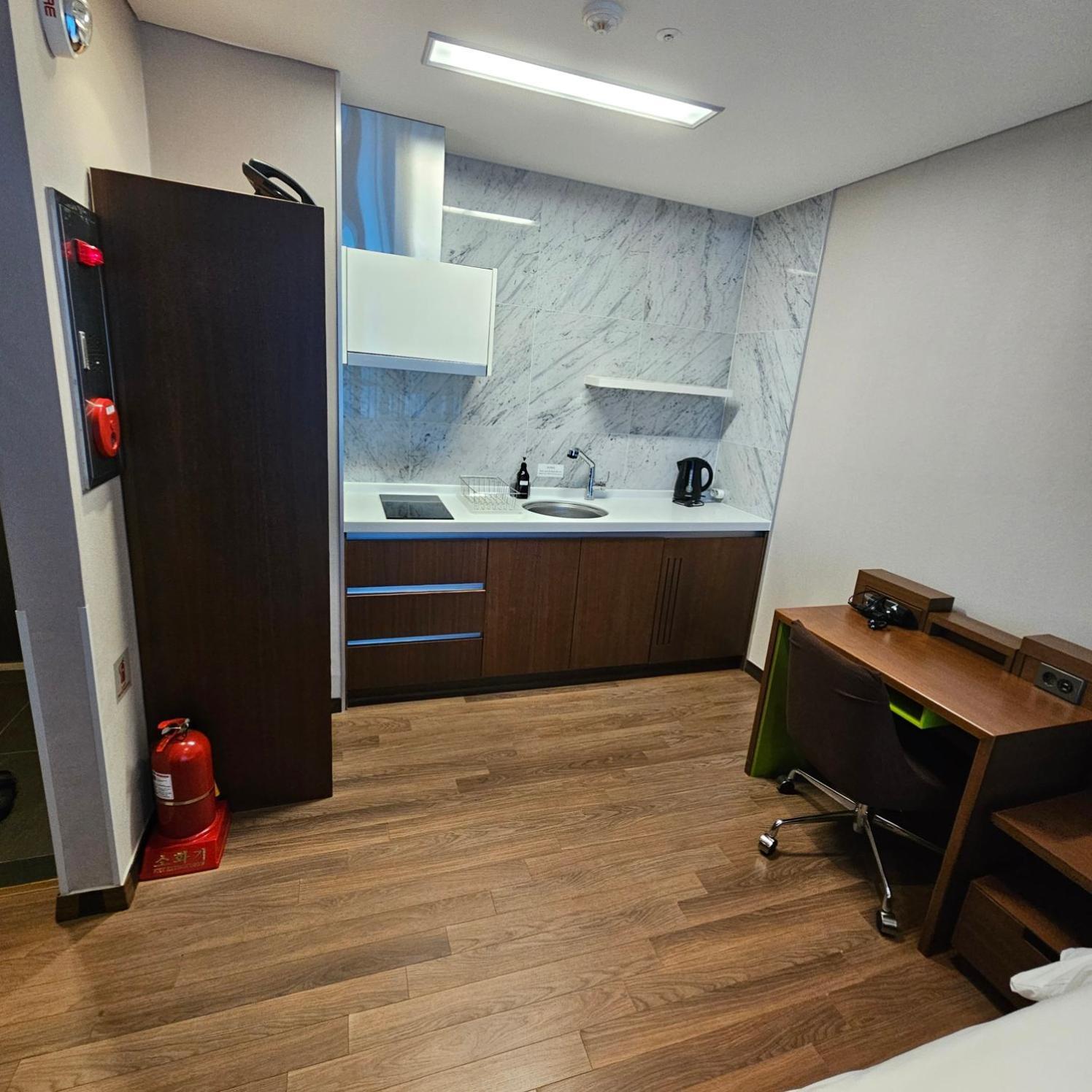 בוסאן W Residence Hotel מראה חיצוני תמונה