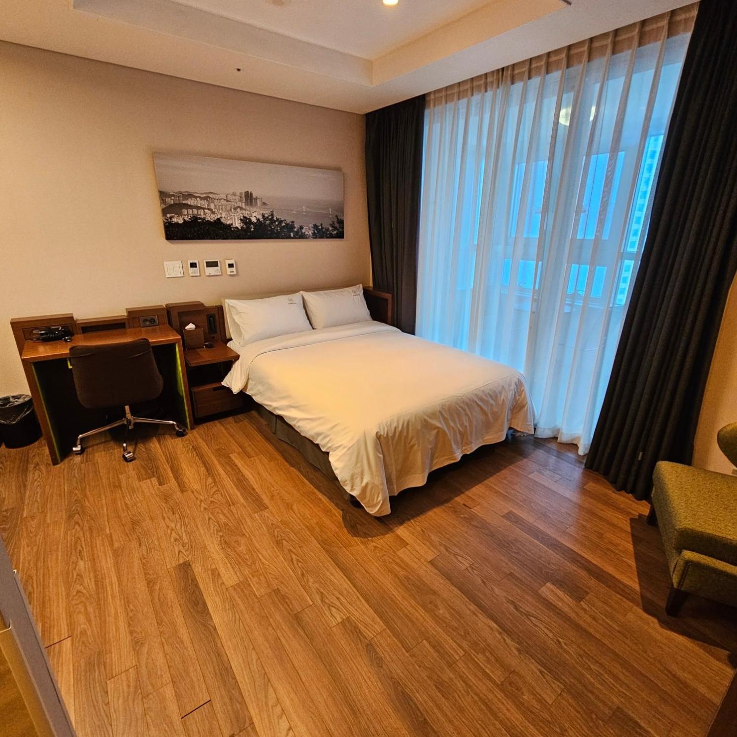 בוסאן W Residence Hotel מראה חיצוני תמונה