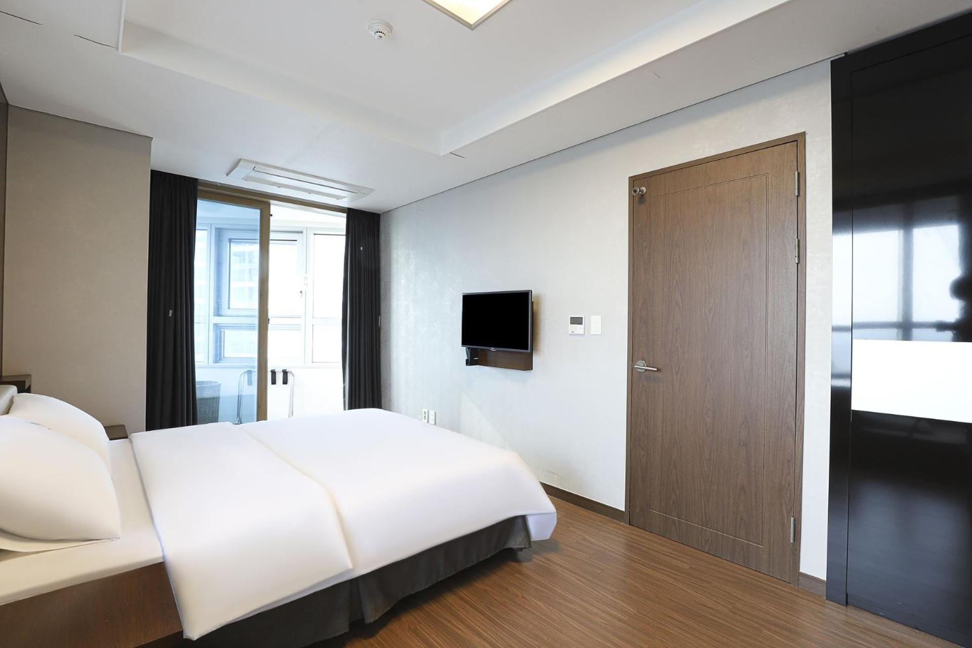 בוסאן W Residence Hotel מראה חיצוני תמונה