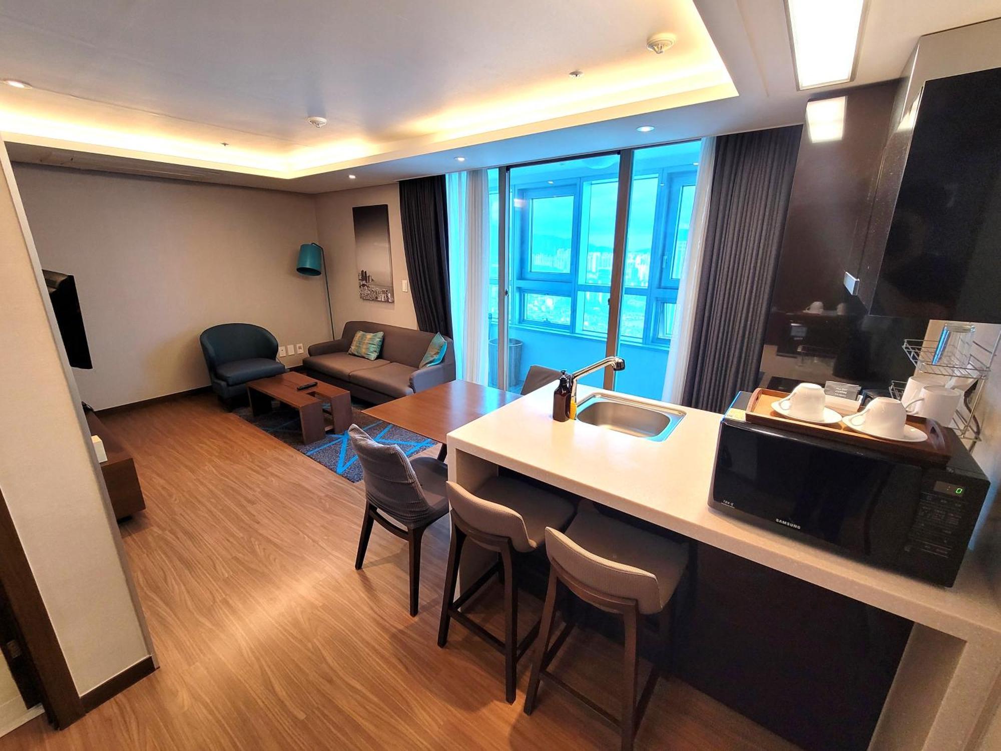 בוסאן W Residence Hotel מראה חיצוני תמונה